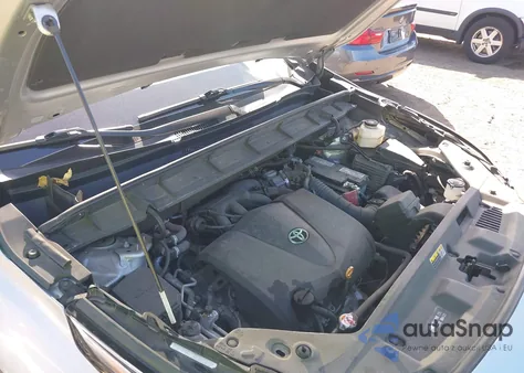 2020 Toyota Highlander Xle z USA, uszkodzony, nr VIN 5TDGZRBH1LS037636